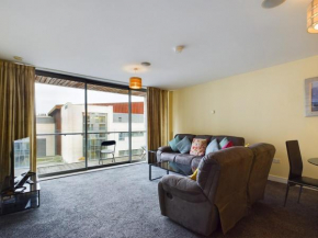 Free Parking Bright 2 Bedroom in Belfast